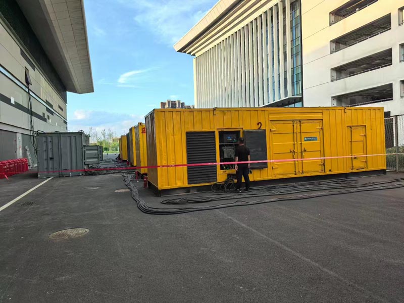 崖城镇柴油发电机冬季保养注意事项？